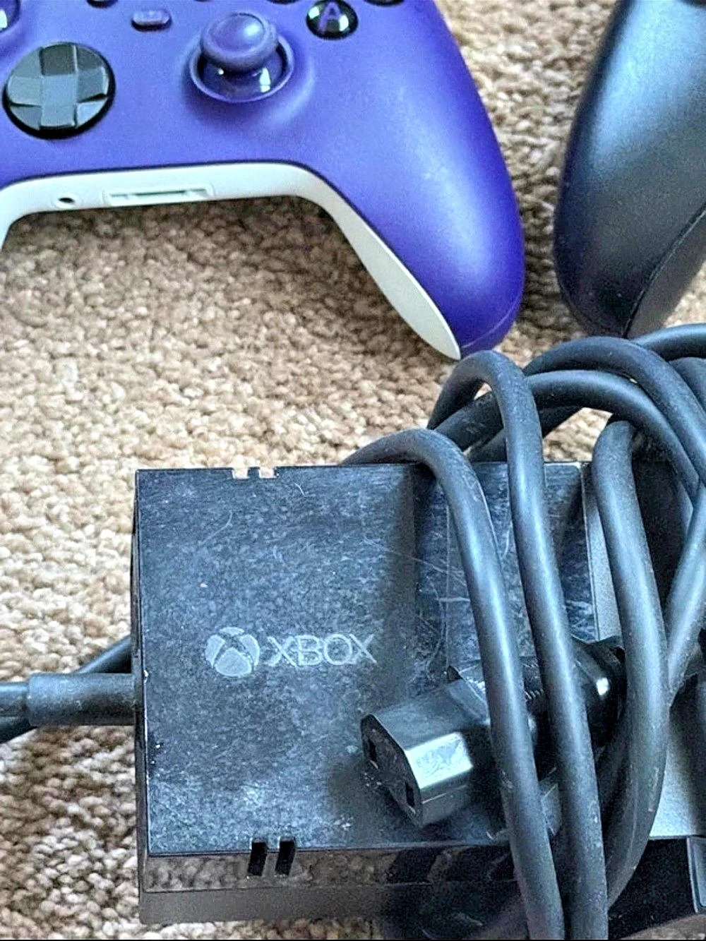 Xbox One Console with 2 Controllers - Picture 9 of 9